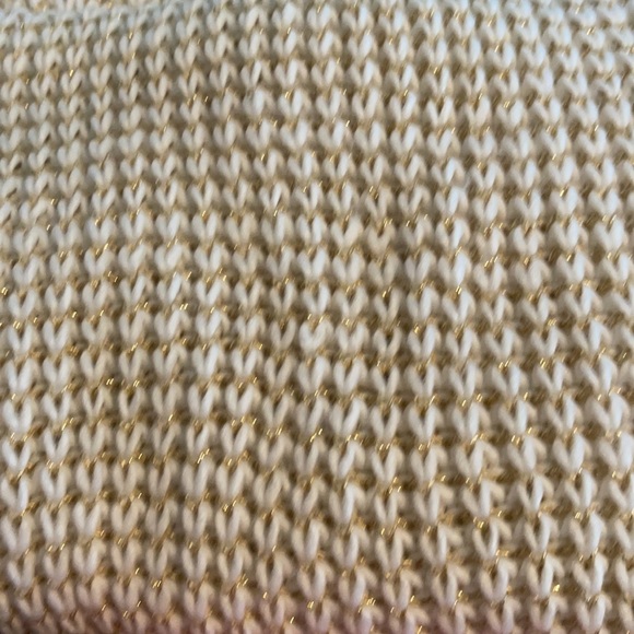 Scarfs - Picture 3 of 6